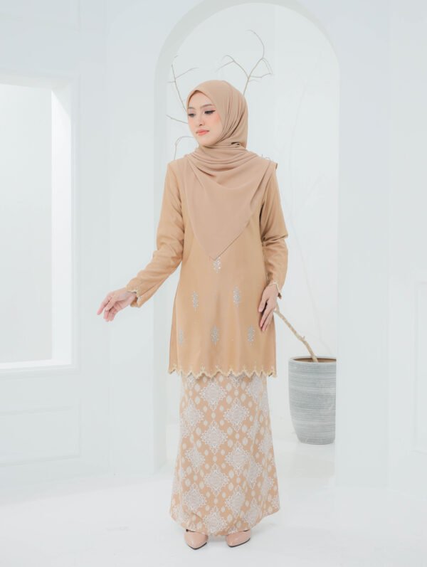 SET FAMILY KURUNG ALIYA NUDE - Image 4