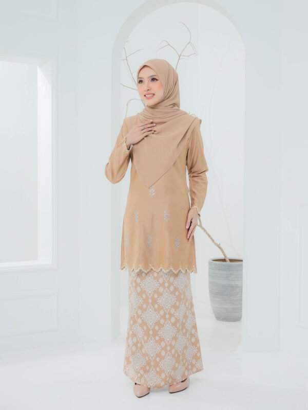 KURUNG MODEN ALIYA - Image 4