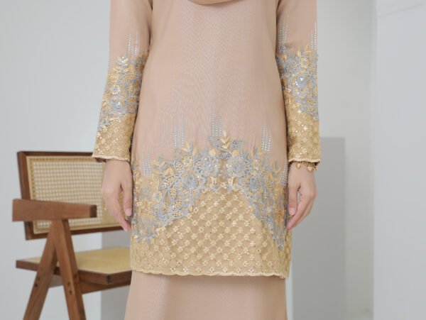 KURUNG MODEN SARA - Image 4