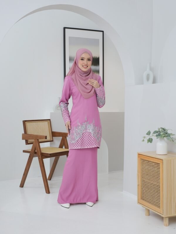 KURUNG MODEN SARA - Image 10