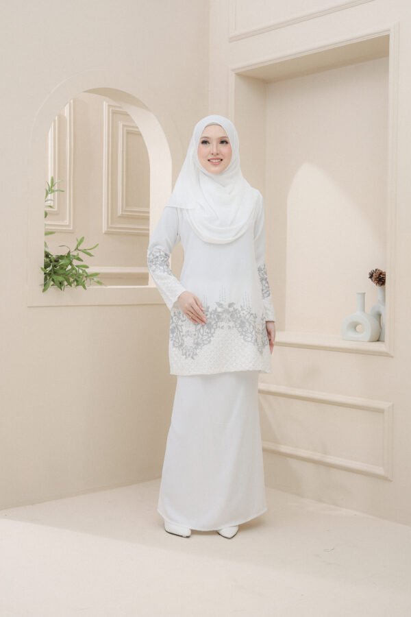 KURUNG MODEN SARA - Image 9