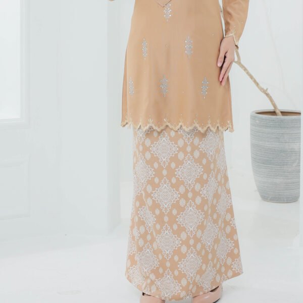 SET FAMILY KURUNG ALIYA NUDE - Image 5