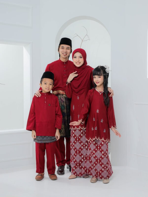 SET FAMILY KURUNG ALIYA MAROON