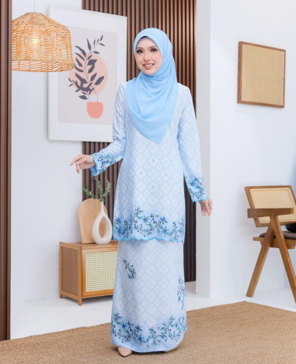 SET FAMILY KURUNG SURI BABY BLUE - Image 2