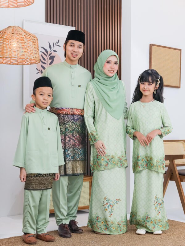 SET FAMILY KURUNG SURI SAGE GREEN